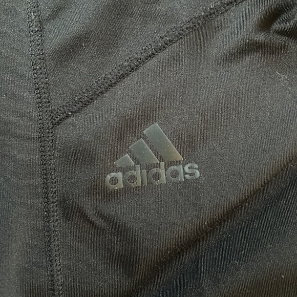 Women’s Capri Adidas Leggings Medium - Picture 2 of 4